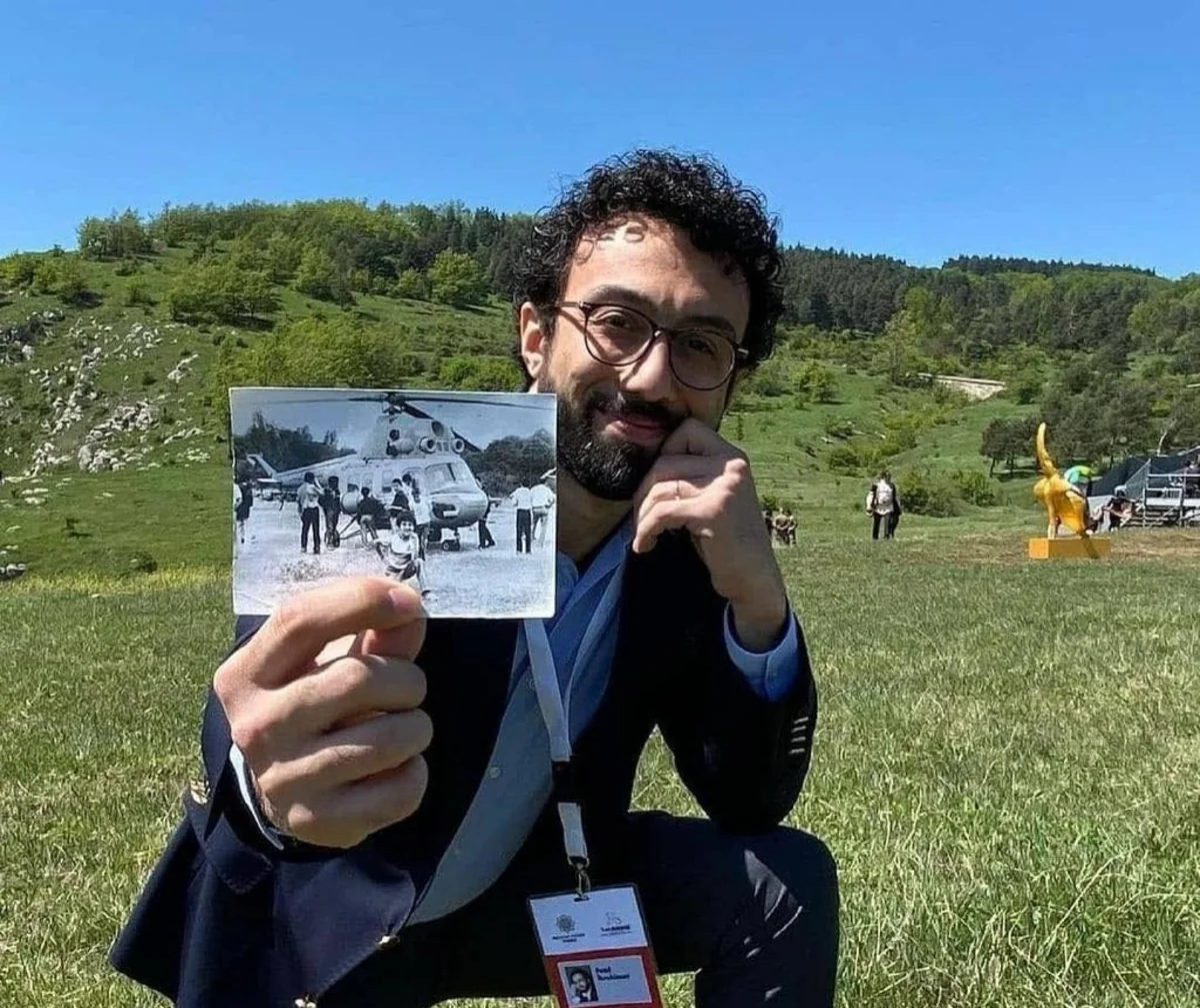 Cıdır düzündə 29 il əvvəlki şəkli ilə foto çəkdirdi - FOTO