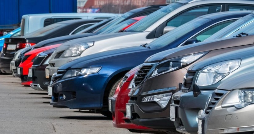 Азербайджан увеличил расходы на импорт автомобилей почти на 22%