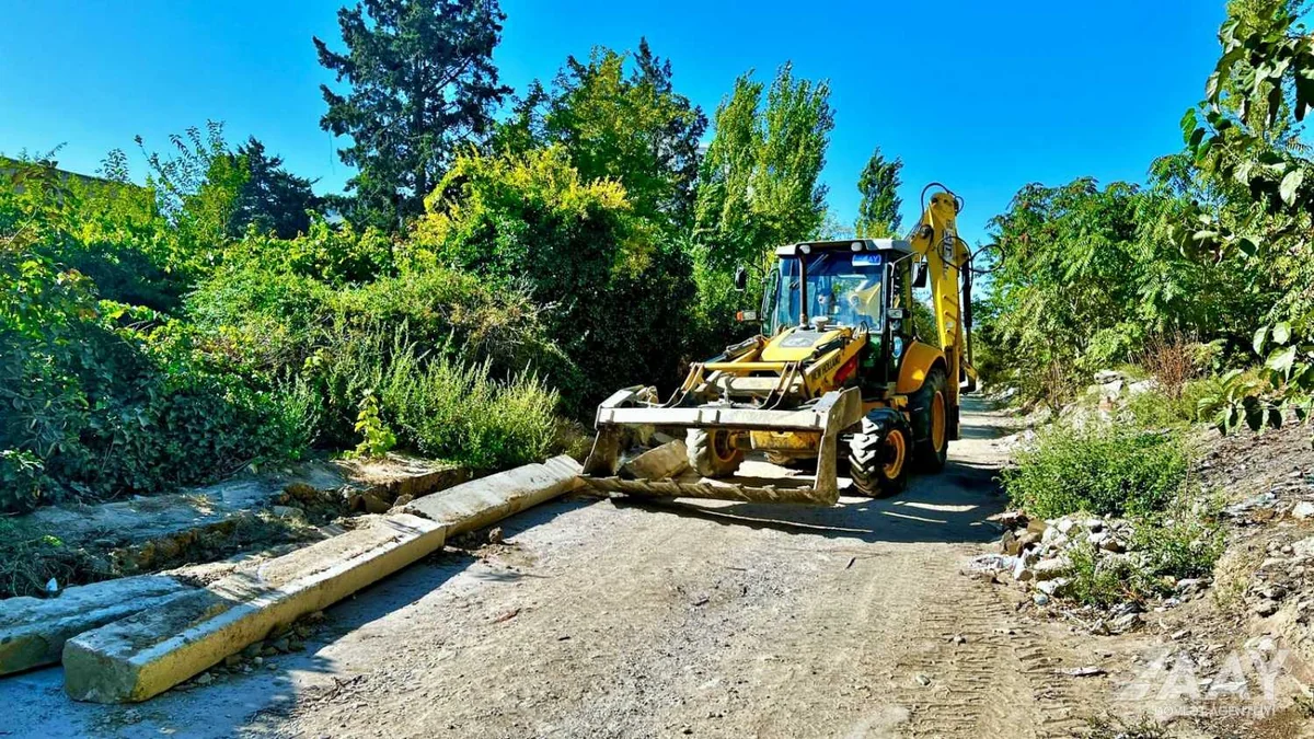 Bakının Cavanşir küçəsi təmir edilir