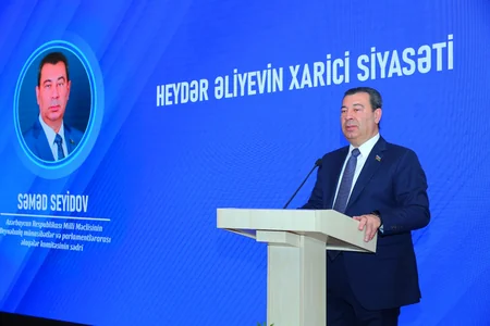 Heydər Əliyevin 100 illik yubileyinə həsr olunan “Müstəqil Azərbaycanın Banisi” adlı konfrans keçirilib