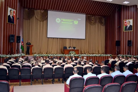 İdeoloji iş və mənəvi-psixoloji təminat üzrə zabitlərlə seminar keçirilib
