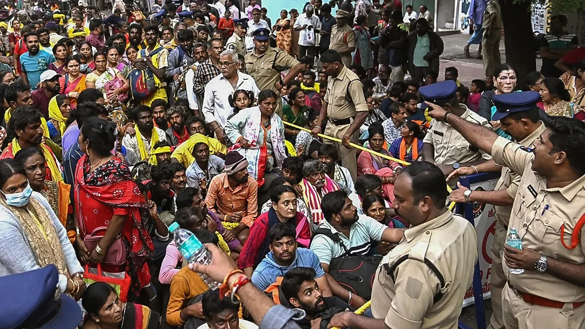 6 killed, over 50 injured in Goa temple stampede