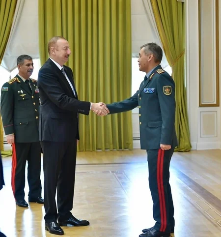 Prezident İlham Əliyev MDB Müdafiə Nazirləri Şurasının iclasının iştirakçılarını qəbul edib - YENİLƏNİB