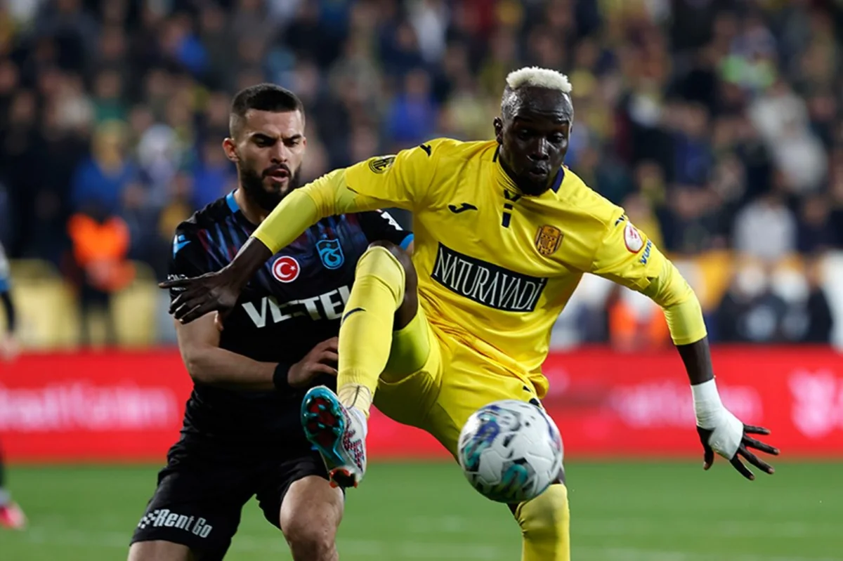 Türkiyə Kubokunda sensasiya: Trabzonspor mübarizəni dayandırıb