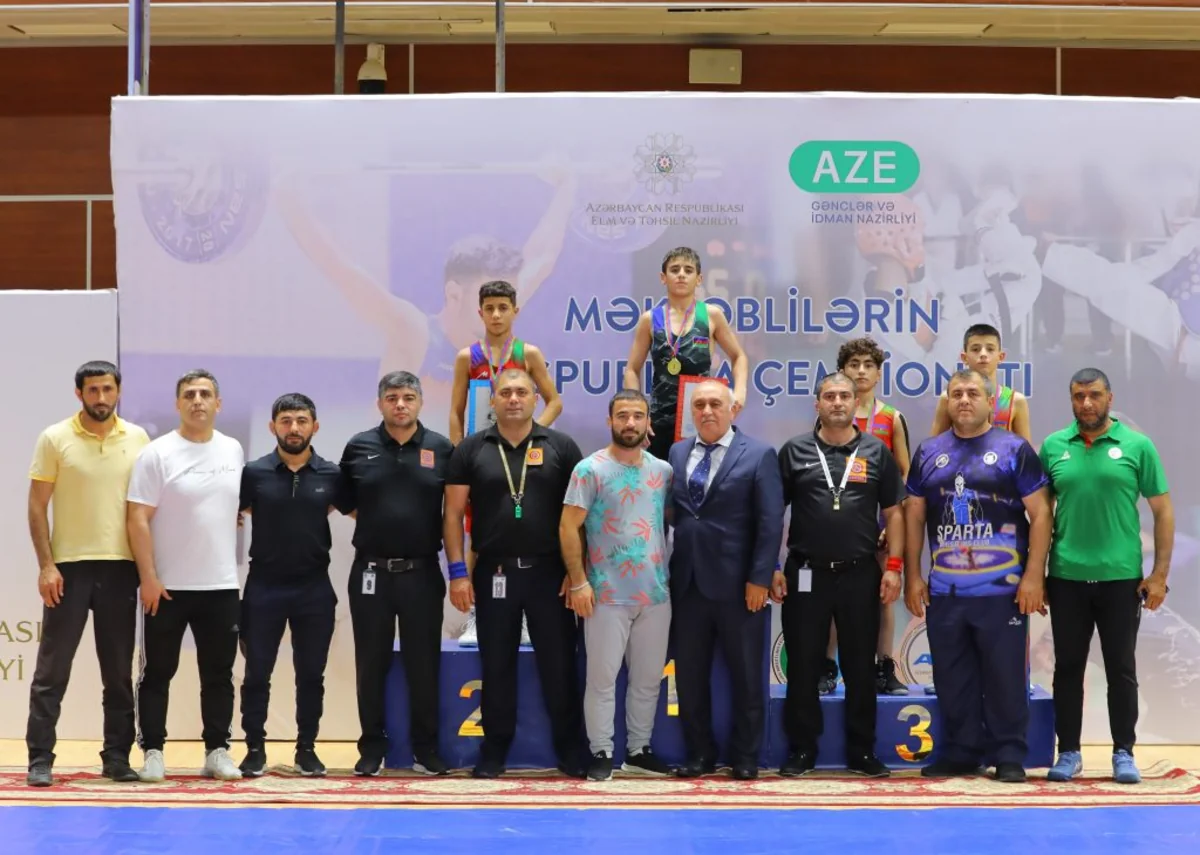 Məktəblilərin güləş üzrə Respublika çempionatında növbəti qaliblər müəyyənləşib