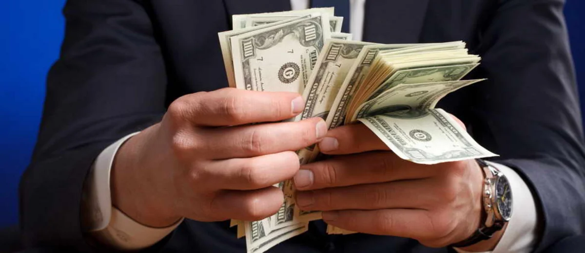 Bakıda İran vətəndaşına qarşı 100 min dollarlıq dələduzluq edilib
