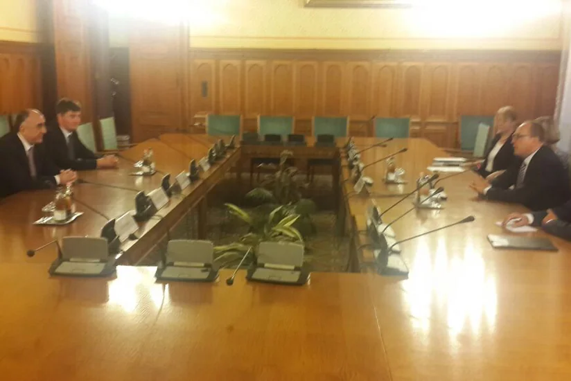 Elmar Məmmədyarov Macarıstan parlamentinin rəsmi şəxsləri ilə görüşüb