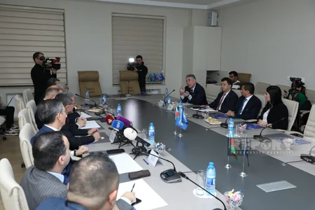 Əhməd Obalı ilə Milli Məclisin deputatları arasında görüş olub