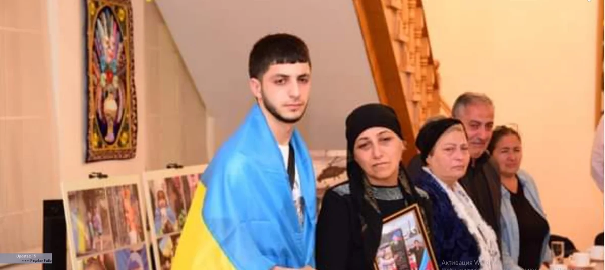 Rusiya ilə müharibədə həlak olan Ukrayna müdafiəçilərinin Bakıda xatirə lövhəsi açılıb