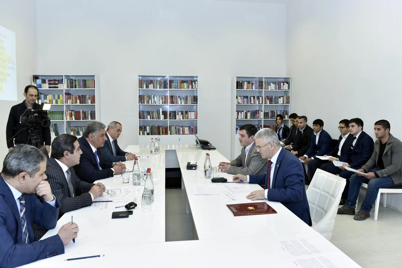 Azad Rəhimov Mingəçevirdə vətəndaşları qəbul edib