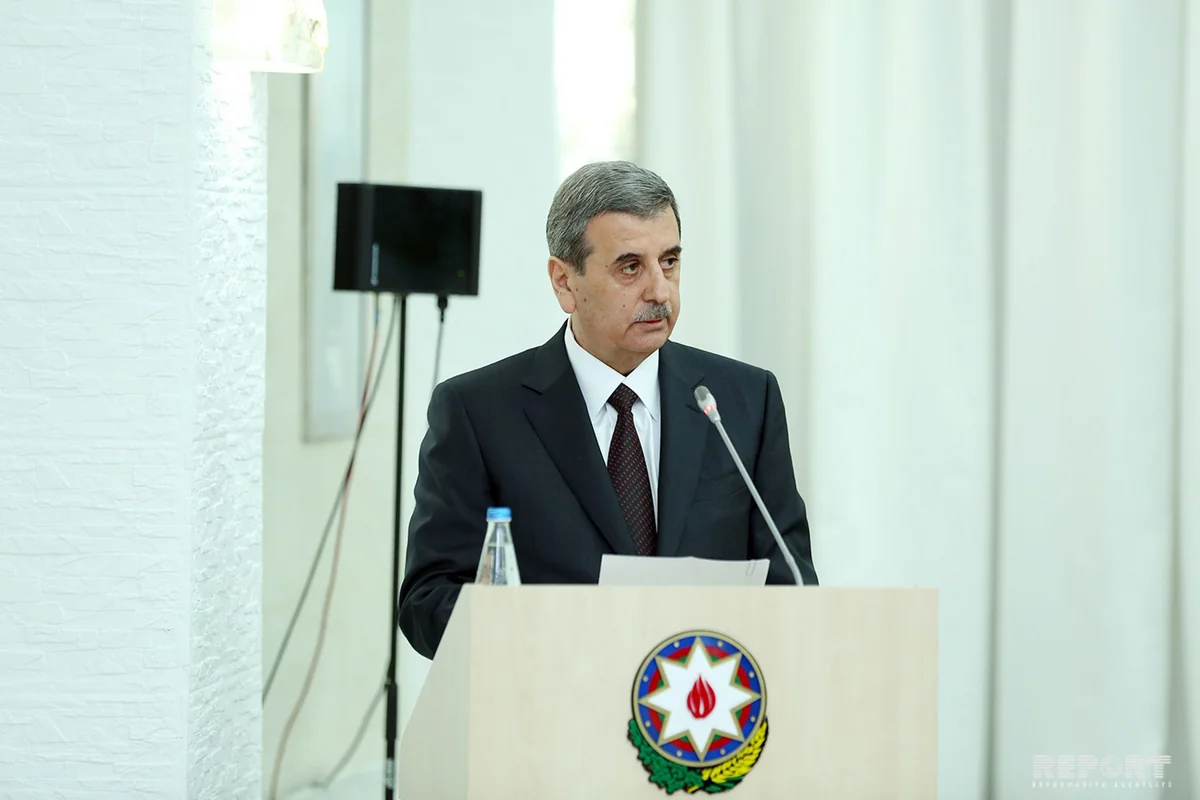 Prezident daxili işlər nazirinin müavinini təltif edib