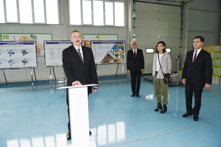 Prezident İlham Əliyev “Qubaekoaqrar” MMC-nin kənd təsərrüfatı mallarının istehsalı zavodunun açılışında iştirak edib - YENİLƏNİB