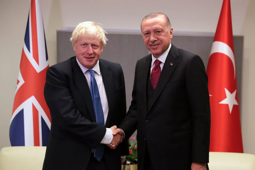 Ərdoğanla Conson Finlandiya və İsveçin NATO-ya üzv olmaq istəyini müzakirə ediblər