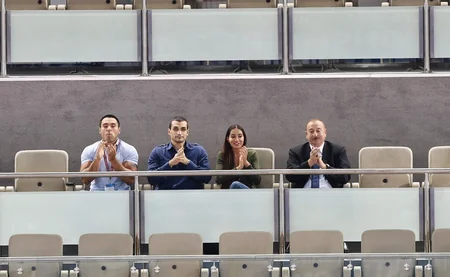 Prezident İlham Əliyev  cüdo üzrə dünya çempionatında yarımfinal qarşılaşmasına baxıb