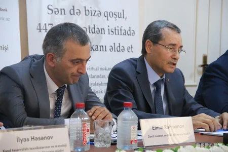 “Aqrolizinq” ASC-nin rəhbərliyi Şəmkirdə kəndli və fermerlərlə görüş keçirib