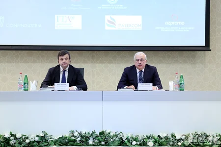 Bakıda İtaliya-Azərbaycan biznes-forumu keçirilib