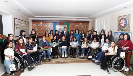 Qadınlar günü münasibətilə Peşə Reabilitasiya Mərkəzindəki xanımlarla görüş olub