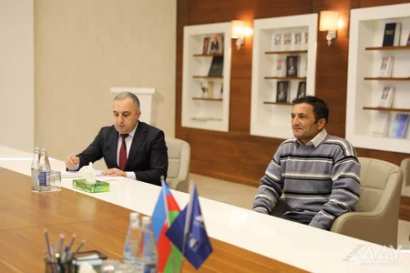Saleh Məmmədov Xızıda vətəndaşları qəbul edib