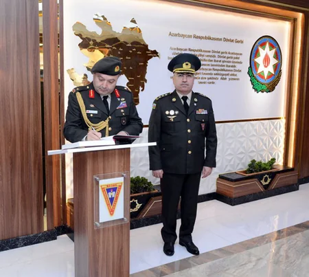 Xarici dövlətlərin hərbi attaşeləri hərbi liseydə olublar