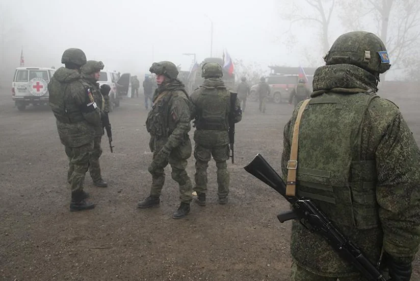 Российским миротворцам в Карабахе дополнительно выплатят по два оклада