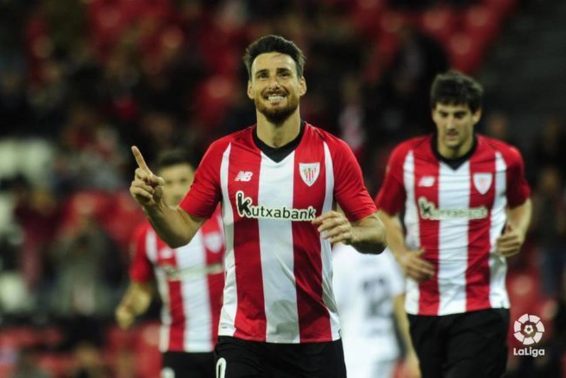 Lionel Messinin rekordunu 37 yaşlı hücumçu təkrarlayıb