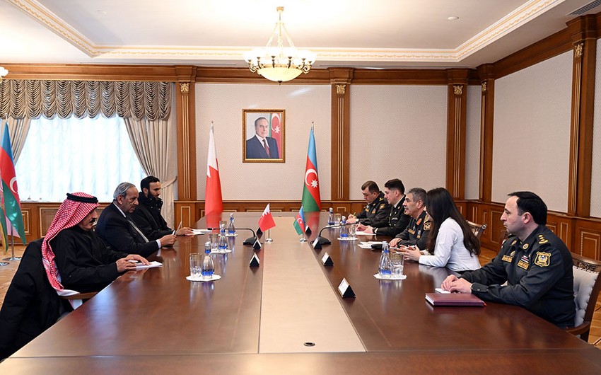 Zakir Hasanov meets with commander-in-chief of Bahrain Defence Force