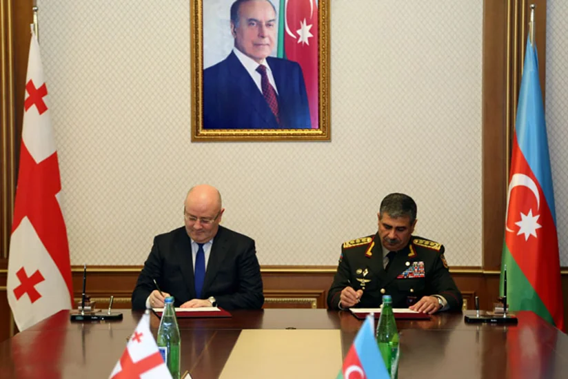 Azərbaycanla Gürcüstan arasında hərbi əməkdaşlıq planı imzalanıb