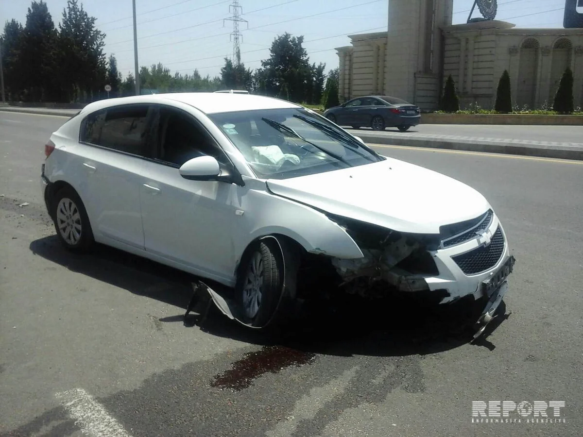 Gəncədə yol qəzası nəticəsində bir ailənin 6 üzvü xəsarət alıb - FOTO