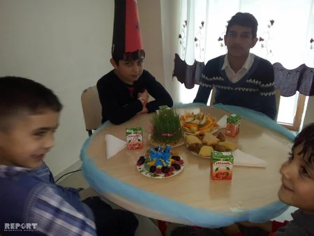 Mingəçevirin səhiyyə işçiləri Novruz bayramı münasibətilə Uşaq Nevroloji Sanatoriyasını ziyarət edib