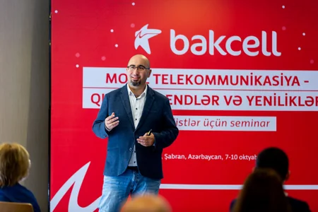 Bakcell jurnalistləri mobil telekommunikasiyanın son trend və yenilikləri ilə tanış edib