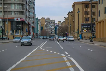 BNA-nın layihəsi Bakının bəzi küçələrində sıxlığı azaldıb - FOTO