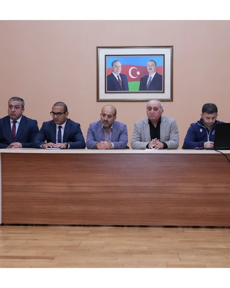 Güləş məşqçiləri üçün ümumrespublika seminarına Naxçıvanda start verilib