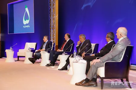 VI Qlobal Bakı Forumunda Orta Şərqdə təhlükəsizlik və sülh məsələləri müzakirə edilib