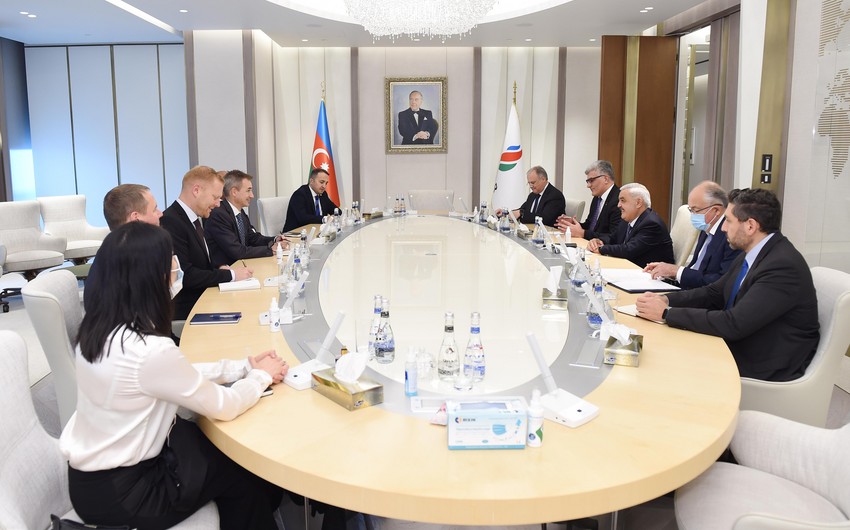 SOCAR, Equinor discuss joint development of Karabakh