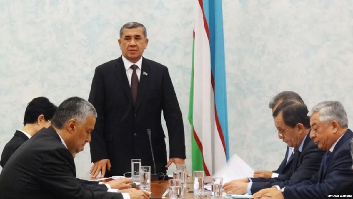 Özbəkistanda prezident seçkiləri dekabr ayına təyin olunub - YENİLƏNİB