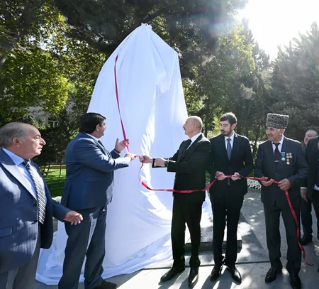 Prezident İlham Əliyev Bakıda Aşıq Ələsgərin abidəsinin açılışında iştirak edib - YENİLƏNİB