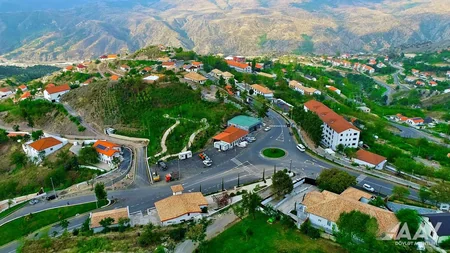 Laçında şəhərdaxili yollar sürətlə bərpa edilir