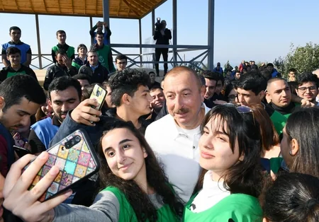 President Ilham Aliyev and first lady Mehriban Aliyeva attended tree-planting campaign in Khatai district, Baku