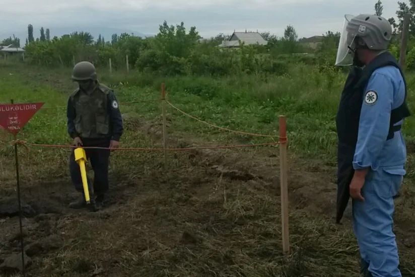 ANAMA 1 ədəd 122 mm-lik 9M22U raketinin motor hissəsini zərərsizləşdirib