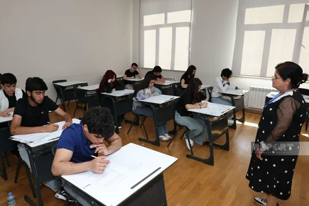Xankəndidə daha bir ilk: 50 abituriyent Qarabağ Universitetində qəbul imtahanı verib - REPORTAJ
