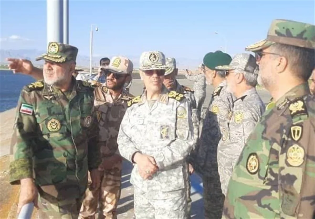 İranın Baş Qərargah rəisi Azərbaycanla sərhədə gəlib