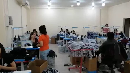 Abşeronda qanunsuz işləyən dərzi sexi aşkarlandı, 56 nəfər cərimələndi