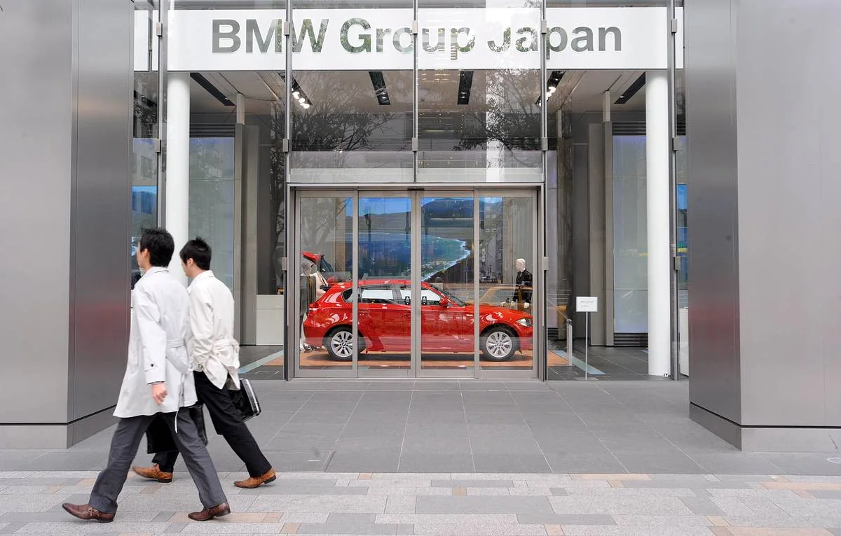 Японский офис BMW заставлял салоны покупать машины при невыполнении норм продаж