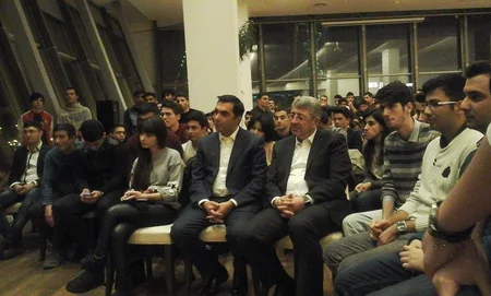 ​SOCAR prezidenti Bakı Ali Neft Məktəbinin tələbələri ilə görüşüb
