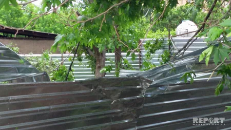 Güclü külək və leysan yağışlar bir sıra rayonlarda fəsadlar törədib - FOTO - YENİLƏNİB