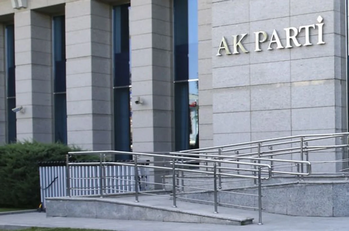 AKP-nin deputatlığa namizədlərinin siyahısında üç idmançı yer alıb