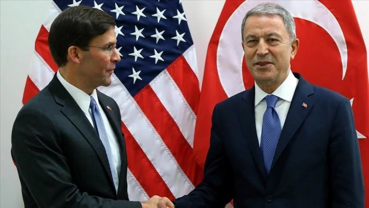 Türkiyənin müdafiə naziri Pentaqon rəhbərilə danışıb