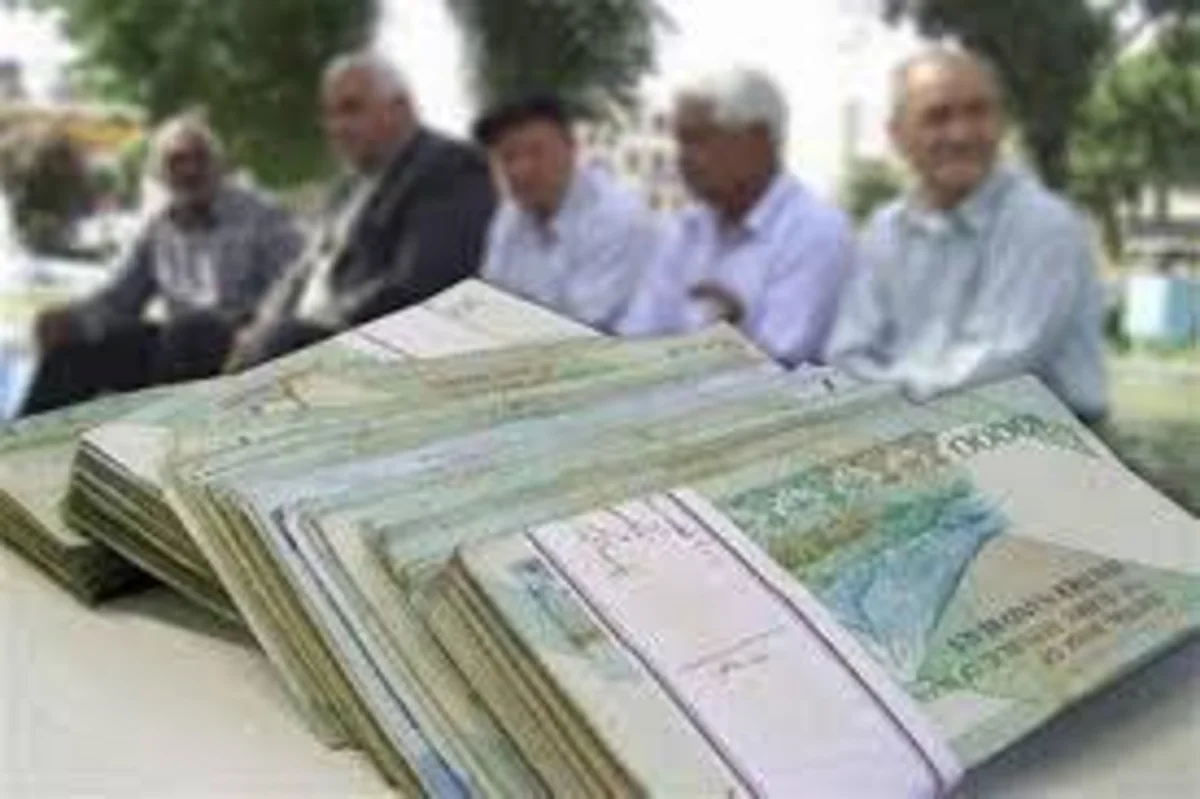 İranda istefada olan hərbçilər etiraz aksiyası keçiriblər