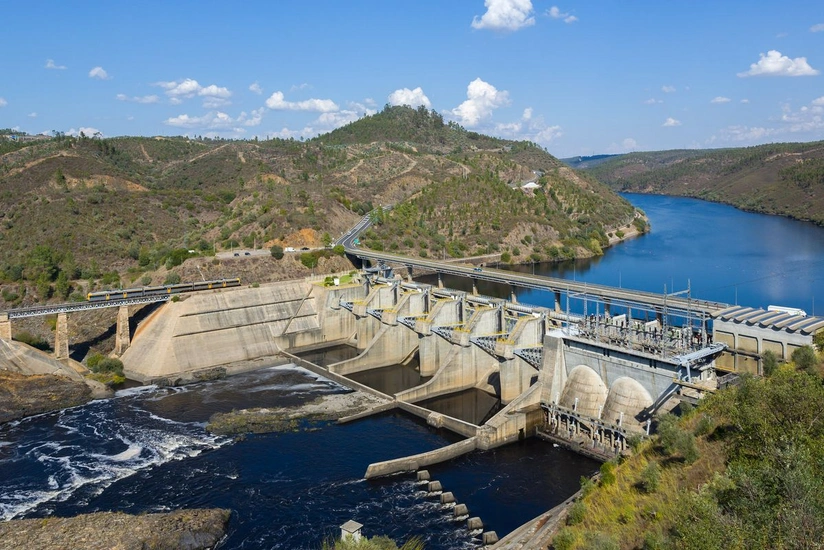 SES-lər bərpaolunan enerji mənbələrinə aid edilməlidirmi?