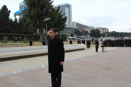 Bakıdakı Türk Şəhidliyində Çanaqqala zəfəri qeyd olunub